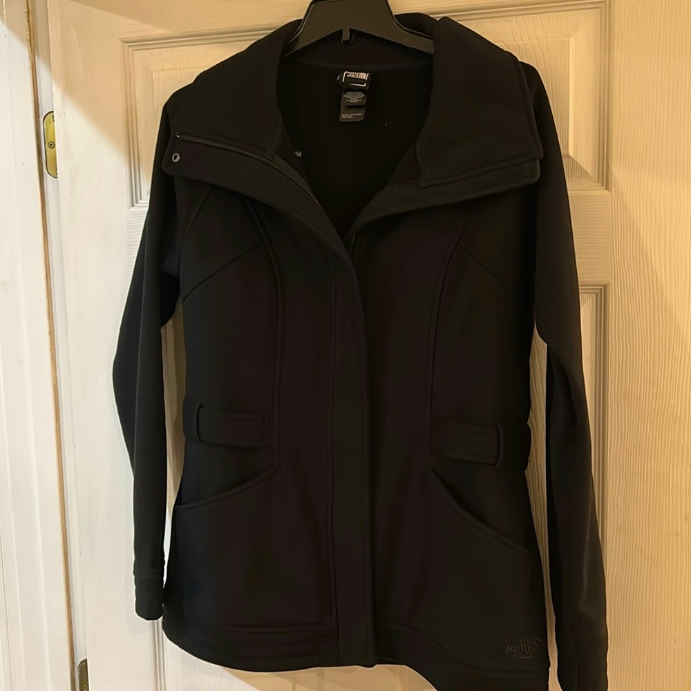Women’s North Face fitted short coat